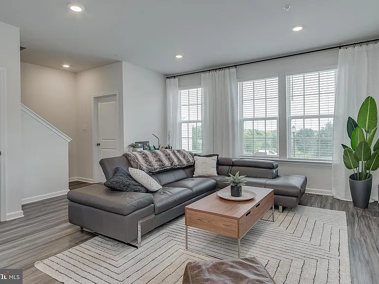 1231 Apollo Dr — Photo 12