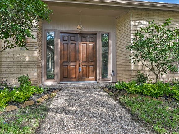 5th image of 731 Plainwood Dr