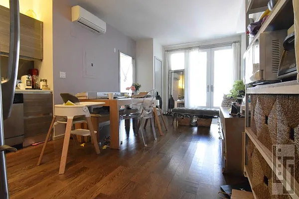 Rented by Loom Group | media 22