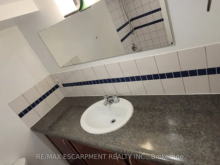 98 Limeridge Rd E #LOWER LEVEL — Photo 18