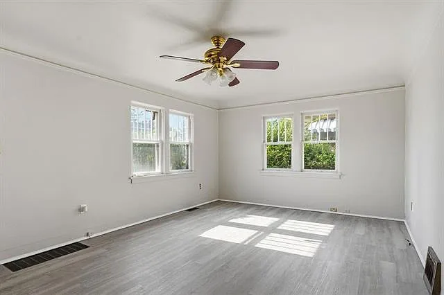 4118 N Howard St — Photo 4