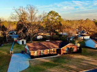 1162 Dove Dr, Waycross, GA 31503