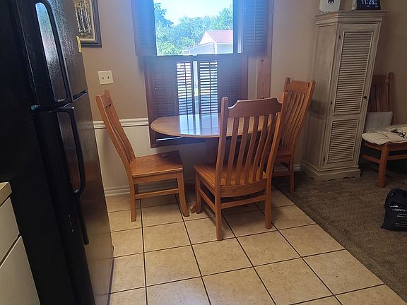5th image of 3215 Rawson Rd #C