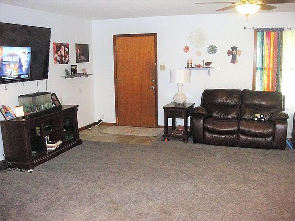2nd image of 2505 E Avenue B