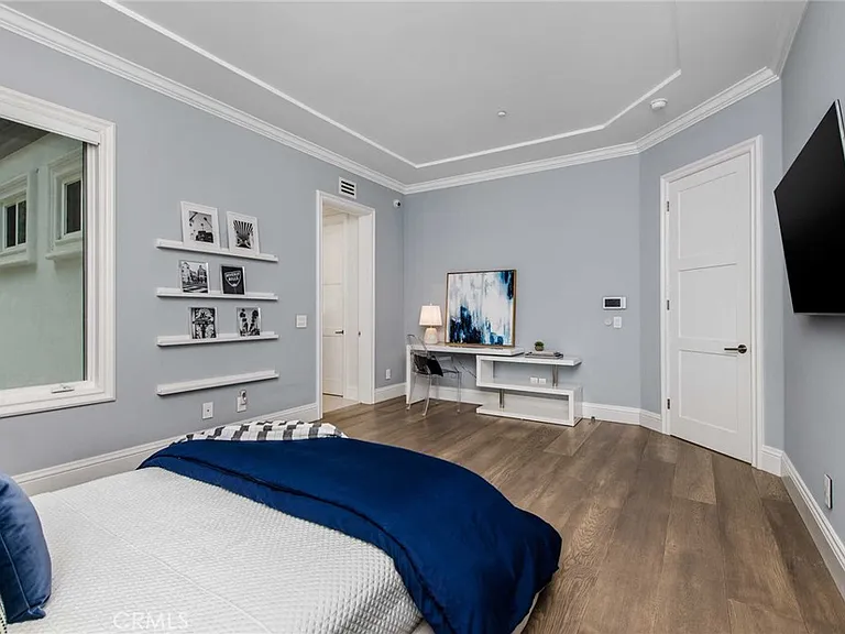 1756 Clear View Dr — Photo 46