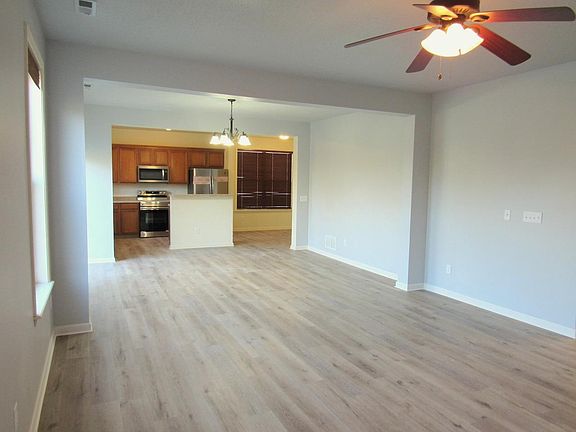 5th image of 1524 W Meeting House Ln