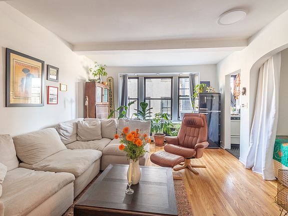 2nd image of 339 E 58th St APT 10J