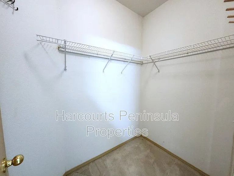 1598 Seasons Ln NW — Photo 9