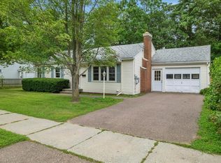 44 Brierwood Ln, Burlington, VT 05408