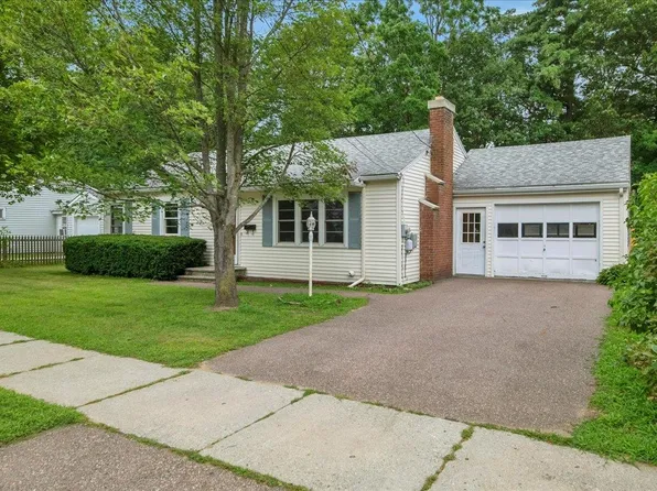 44 Brierwood Lane, Burlington, VT 05408