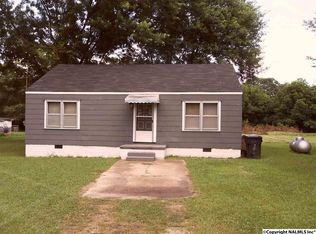 2010 Clara Ave SW, Decatur, AL 35601