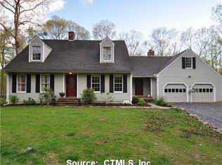 16 Huckleberry Dr, Deep River, CT 06417