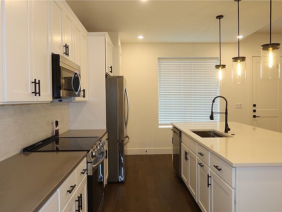 3rd image of 2905 Huffman Way