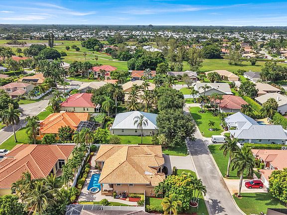 2nd image of 9695 PANDANUS Way