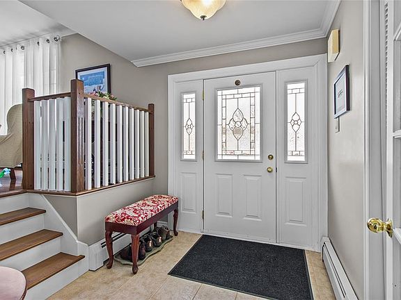 4th image of 37 Rutledge Crescent