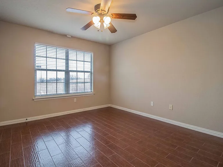 5957 Stacy Ln — Photo 24