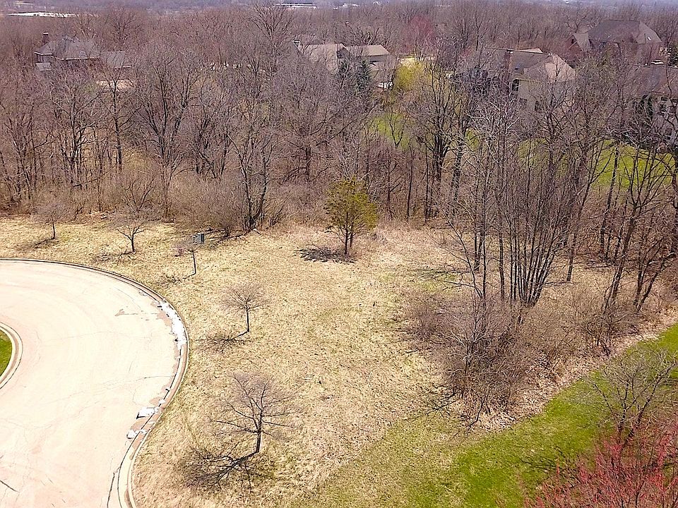 1st image of 3102 Hawthorn Hills Ln