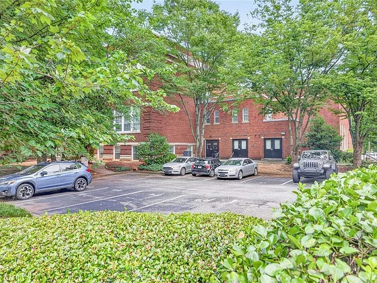 1031 State St NW #209 — Photo 35
