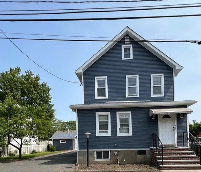 1st image of 10 Tremont Pl #1