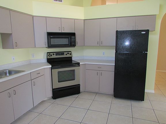 4th image of 7207 41st Ct E