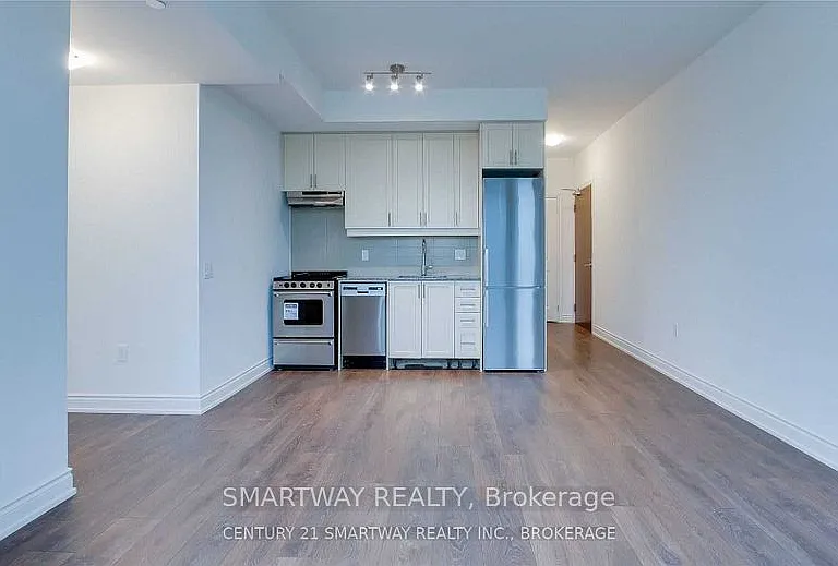 1050 Main St E #321 — Photo 13