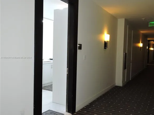 200 Biscayne Boulevard Way APT 4712, Miami, FL 33131