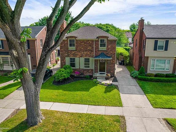 2nd image of 456 McKinley Ave