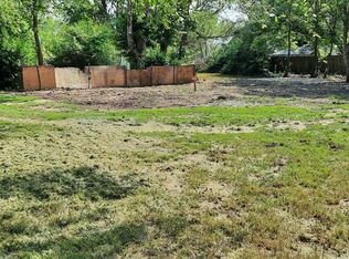 419 N Wall St, Mountain Grove, MO 65711