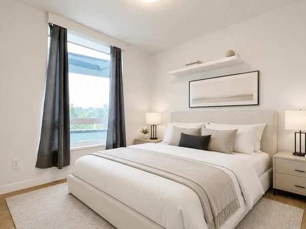 8238 Lord St #704, Vancouver, BC V6P 3K2
