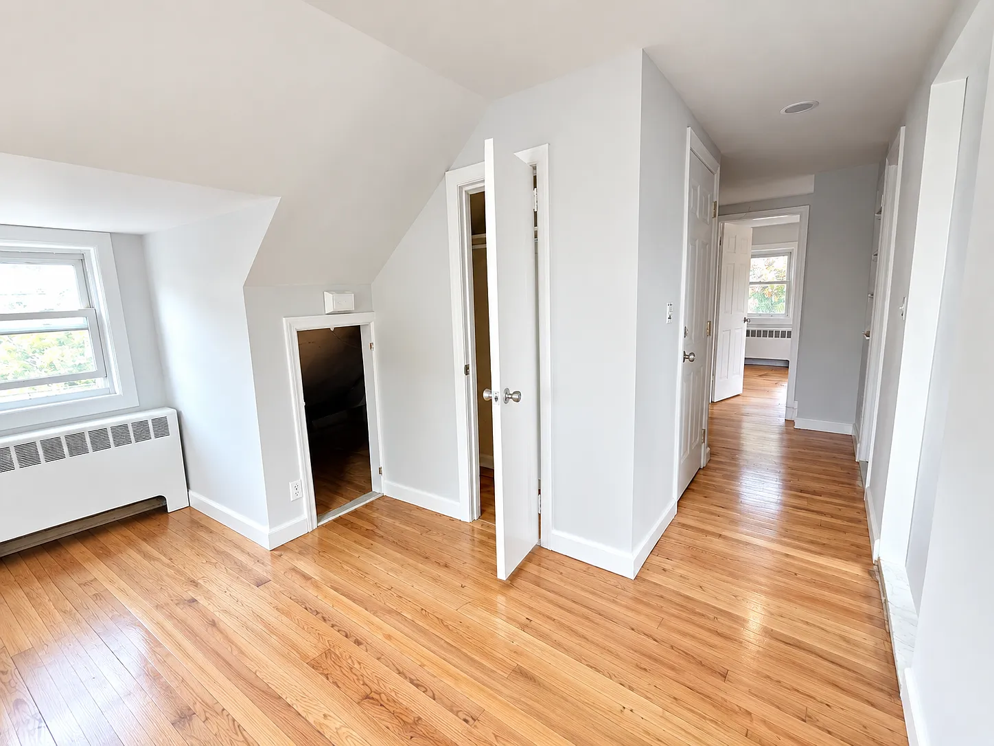 2 bed, $2,700 — Photo 4