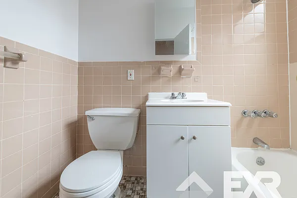 Rented by EXR | media 15