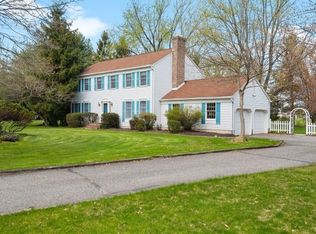 2 Rittenhouse Cir, Flemington, NJ 08822