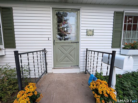 4th image of 70 Burwood Road