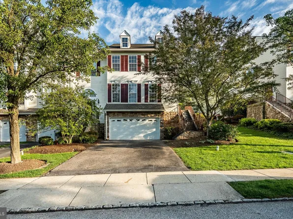 242 Birchwood Dr, West Chester, PA 19380