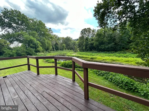 534 Riverbend Ln, West Chester, PA 19382