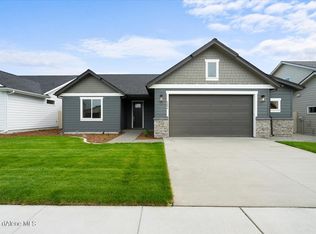 4494 E Corsac Fox Ave, Post Falls, ID 83854