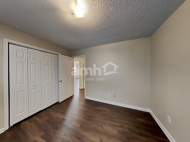753 Country Lake Ct — Photo 18