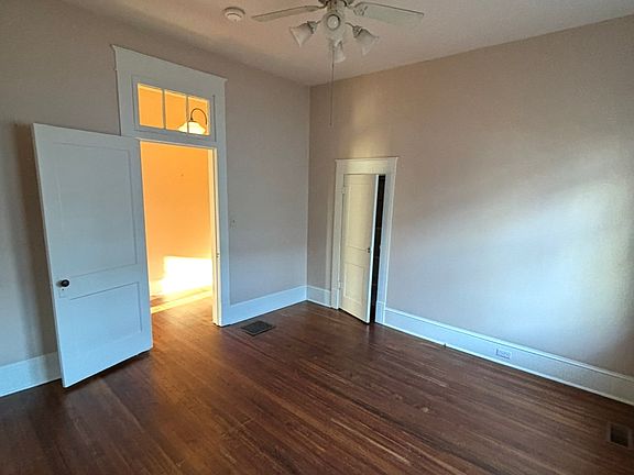2nd image of 103 E 8th Ave