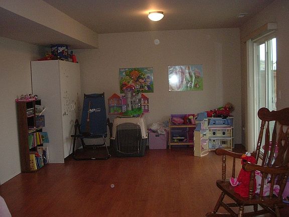 3rd image of 14620 81st Ave E