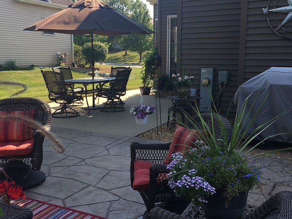 1st image of 1302 Pleasant Knoll Ct