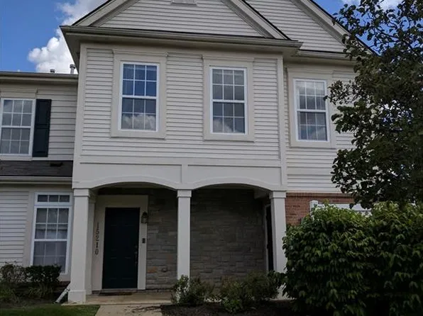 15210 Addington Dr #1, Commerce Township, MI 48390