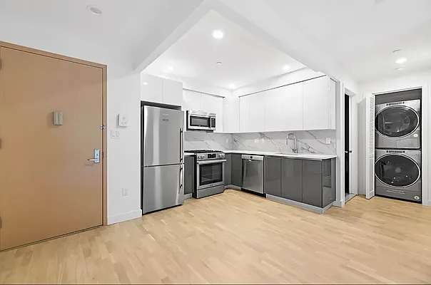 Rented by Living New York | media 7