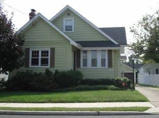 111 Locust Ave, Hamilton, NJ 08610