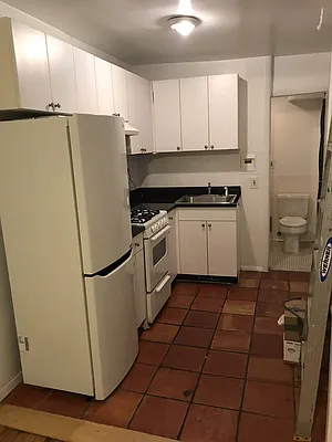 Rented by Tompkins Square Realty | media 10