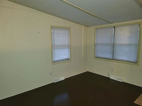 3rd image of 10819 E Westport Rd #A