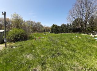 1696 10th St, Shelbyville, MI 49070