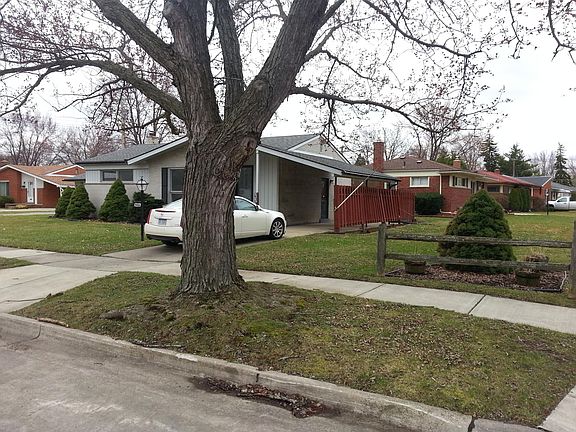 3rd image of 9106 Texas Ct
