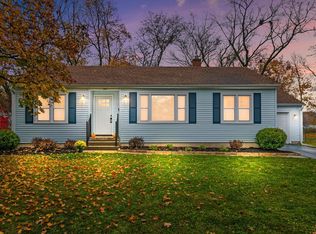 171 Ridge Ave, Crystal Lake, IL 60014