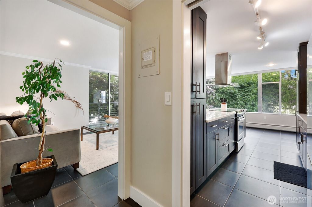 2040 43rd Avenue E #201, Seattle, WA - View 6
