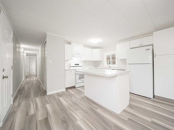 3rd image of 6220 17th Ave SE #57